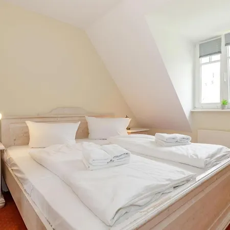 Seepferdchen, 09b, Haus Rügen 9b Ferienhaus Nienhagen